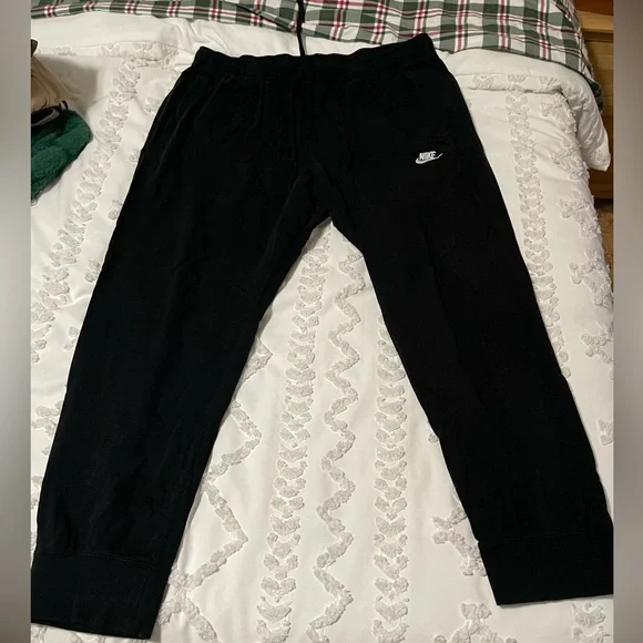 9 pair pants/shorts XXL - Picture 12 of 15